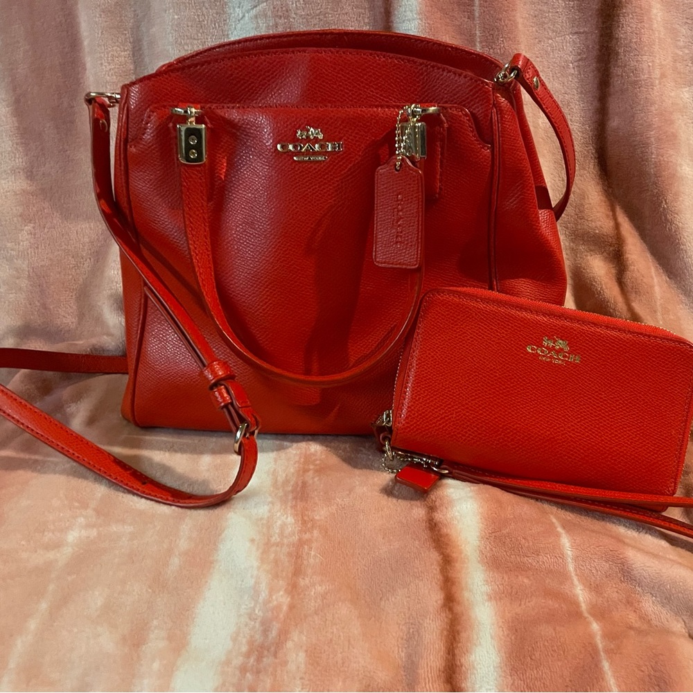 Coach purse with matching wallet